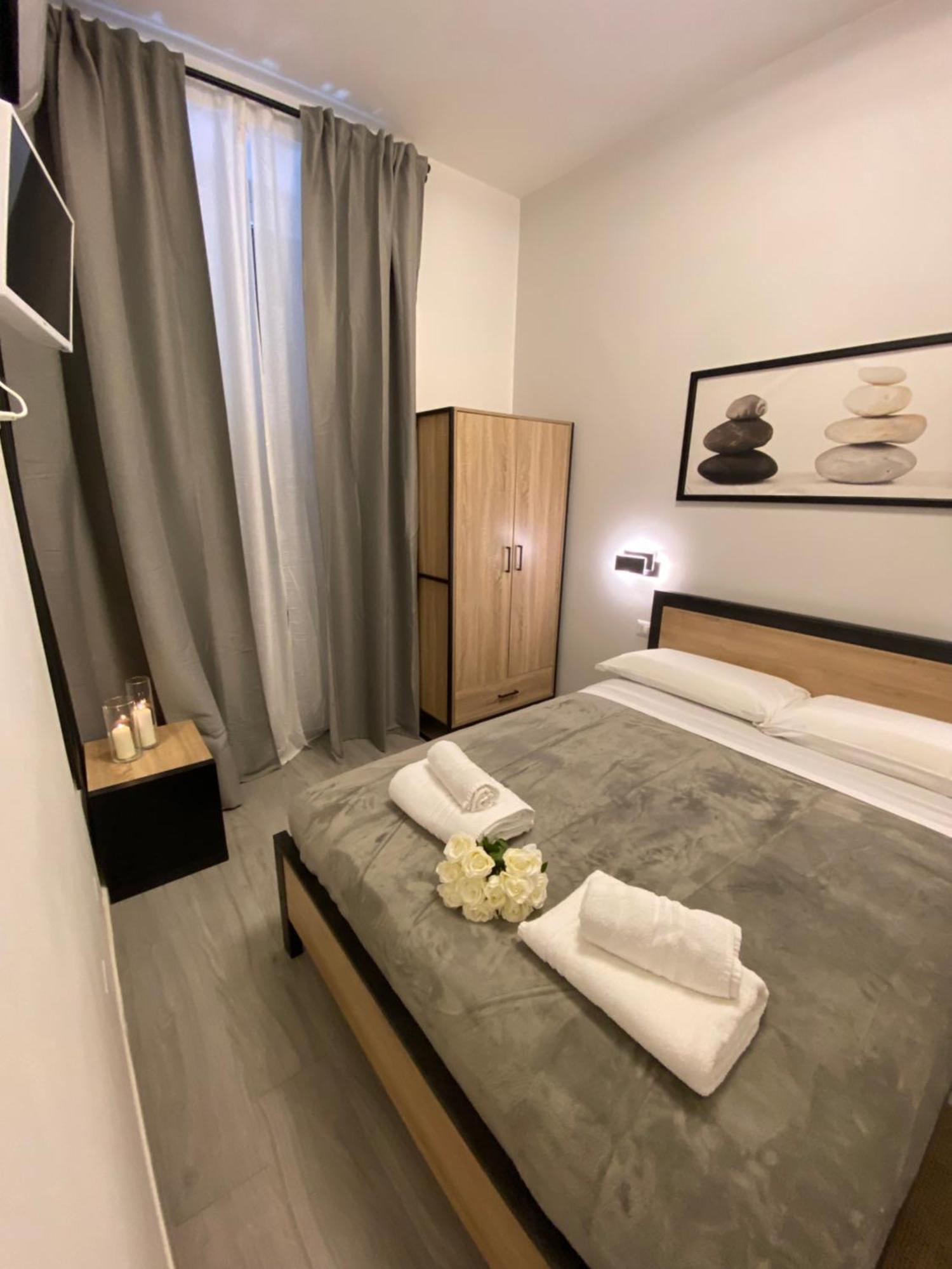 Roma Guesthouse Affittacamere Centro Citta' Softrooms-Metro' A 1 Metro Exteriör bild